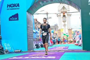 BIB: 5609
                            <button type="button" onclick="openModal(24883820)" class="btn btn-primary btn-sm float-right btn-popup" data-toggle="modal" data-target=".modal-high-quality">
                        <i class="fas fa-shopping-cart"></i> Add to Cart
                    </button>
                                            <button type="button" onclick="isThisMe(24883820, true)" class="btn btn-success btn-sm float-right btn-popup btn-isme hidden" data-toggle="tooltip" data-placement="bottom" title="นี่คือรูปของคุณใช่ไหม คลิกที่นี่เพื่อเอาเข้าอัลบั้ม">
                        <i class="fas fa-plus"></i> Add to album
                    </button>
                    <button type="button" onclick="isThisMe(24883820, false)" class="btn btn-warning btn-sm float-right btn-popup btn-isnotme hidden">
                        <i class="fas fa-ban"></i> Remove from album
                    </button>